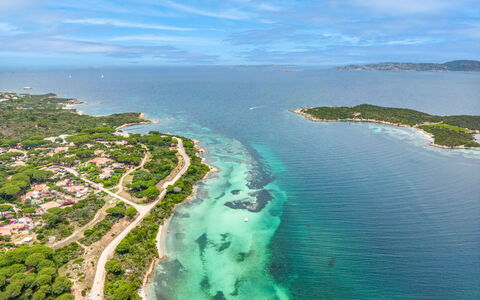 Bolina: Acqua, Cielo, Risorse Idriche, Nube, Pianta, Paesaggio Naturale, Azzurro, Albero, Costiera E Morfologie Oceanic, Spiaggia