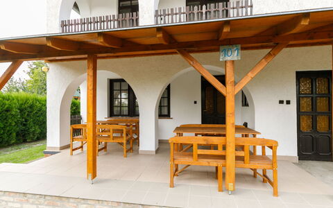 Nimrod: Pianta, Costruzione, Porta, Shade, Legna, Interior Design, Finestra, Tetto, Immobiliare, Facciata