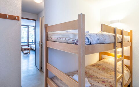 Morillon 604: Letto A Castello, Proprietà, Comfort, Costruzione, Legna, Pavimentazione, Pavimento, Telaio Del Letto, Ostello, Letto