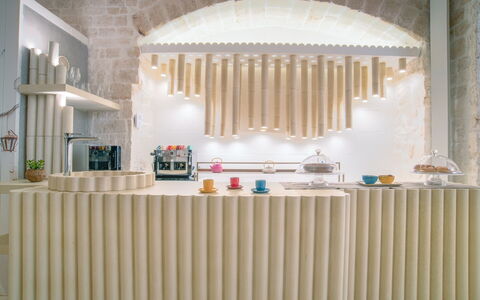 B&b Vico Bianco: Proprietà, Prodotto, Legna, Interior Design, Pavimento, Proprietà Del Materiale, Decorazione, Latifoglie, Costruzione, Rettangolo