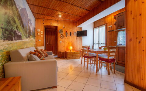 La Collina: Mobilia, Proprietà, Tavolo, Divano, Costruzione, Arancia, Legna, Architettura, Interior Design, Pavimentazione