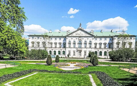 Kasprzaka Warszawa: Palazzo, Estate, Giardino, Una Casa Maestosa, Architettura Classica, Residenza Ufficiale, Dimora, Prato, Parco