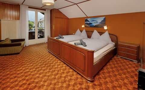 Chalet Dori: Mobilia, Camera Da Letto, Casa, Letto, Telaio Del Letto, Bedding, Lenzuolo, Color Legno, Hotel, Latifoglie