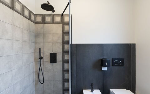 Imperia 388: Idraulico Fixture, Rubinetto, Nero, Costruzione, Bagno, Soffione Doccia, Legna, Interior Design, Lavello