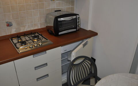 La Casara a: Cabinetry, Mobilia, Tavolo, Sedia, Cassetto, Scrivania Del Computer, Legna, Interior Design, Cassettiera, Costruzione