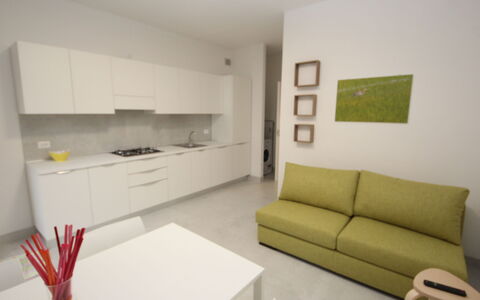 Rosolina Mare 623: Costruzione, Finestra, Comfort, Legna, Televisione, Soggiorno, Interior Design, Casa, Divano, Pavimento