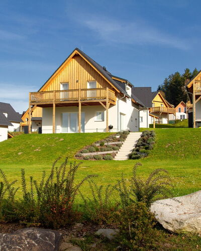 Lakeside Village 6