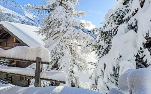 Sernisa Rez: Neve, Inverno, Ramo, Fenomeno Geologico, Congelamento, Hill Station, Catena Montuosa, Pendenza, Geomorfologia Glaciale, Brina