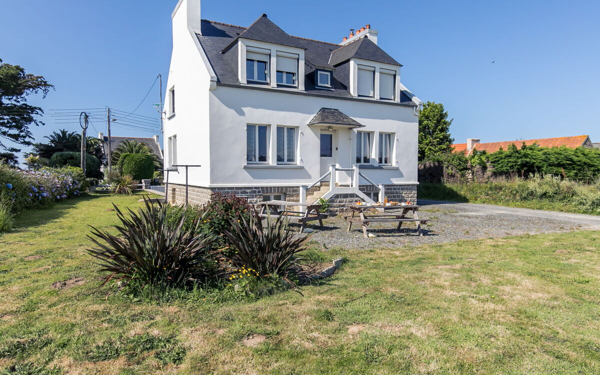 An Neizh