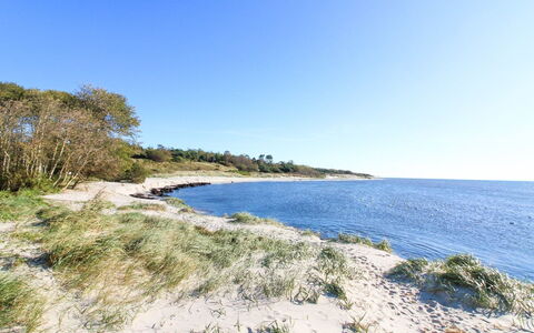 Roir - 250M from the Sea: Cielo, Blu, Acqua, Corpo D'Acqua, Costa, Costiera E Morfologie Oceanic, Orizzonte, Riva, Spiaggia, Mare