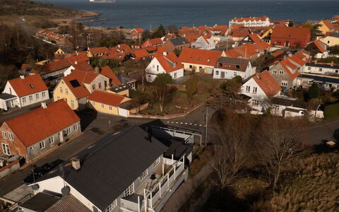 Brigita - 500M from the Sea: Legna, Tetto, Architettura, Casa, Casa, Villetta, Raccordo, Latifoglie, Pendenza, Estate