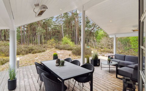 Bergulv - 75M from the Sea: Legna, Mobilia, Appartamento, Camera, Soffitto, Color Legno, Sedia, Latifoglie, Vernice, Legname