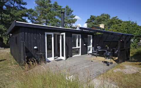 Talvikki - 250M from the Sea: Legna, Mobilia, Appartamento, Camera, Soffitto, Color Legno, Sedia, Latifoglie, Vernice, Legname