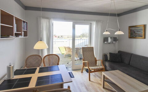 Fränze - 6Km from the Sea: Legna, Mobilia, Appartamento, Camera, Soffitto, Color Legno, Sedia, Latifoglie, Vernice, Legname