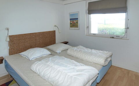 Thorke - 5Km from the Sea: Tetto, Casa, Porta, Villetta, Shade, Raccordo, Cortile, Estate, Backyard