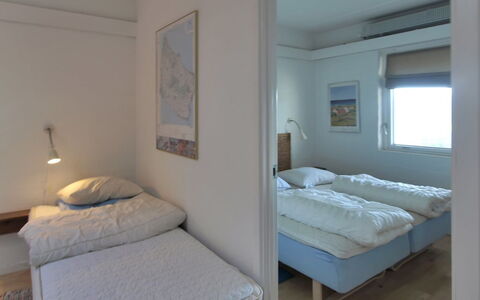 Thorke - 5Km from the Sea: Tetto, Casa, Porta, Villetta, Shade, Raccordo, Cortile, Estate, Backyard
