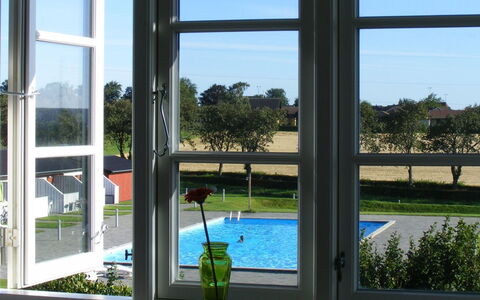 Karoline - 6Km from the Sea: Legna, Casa, Villetta, Casa, Tetto, Area Rurale, Raccordo, Log Cabin, Edifici Giardino, Latifoglie