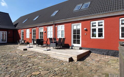 Karoline - 6Km from the Sea: Legna, Casa, Villetta, Casa, Tetto, Area Rurale, Raccordo, Log Cabin, Edifici Giardino, Latifoglie
