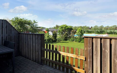 Karoline - 6Km from the Sea: Legna, Casa, Villetta, Casa, Tetto, Area Rurale, Raccordo, Log Cabin, Edifici Giardino, Latifoglie