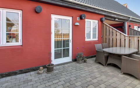 Gisella - 6Km from the Sea: Legna, Casa, Villetta, Casa, Tetto, Area Rurale, Raccordo, Log Cabin, Edifici Giardino, Latifoglie