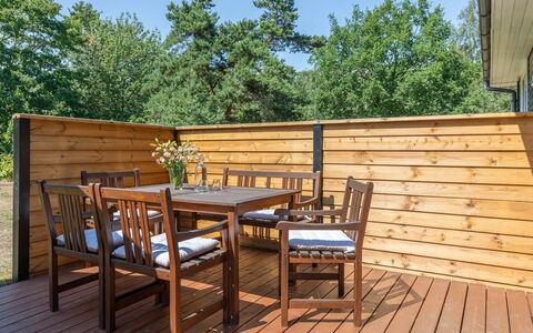 Gottfrieda - 300M from the Sea: Legna, Casa, Villetta, Casa, Tetto, Area Rurale, Raccordo, Log Cabin, Edifici Giardino, Latifoglie