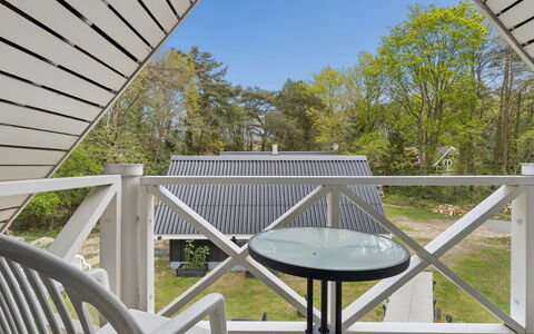 Lillesol - 400M from the Sea: Legna, Materiale Composito, Shade, Portico, Deck, Corrimano, Latifoglie, Plank, Le Scale, Raccordo