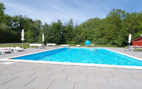 Jose - 300M from the Sea: Tetto, Casa, Lotto, Casa, Villetta, Estate, Edifici Giardino, Shade, Log Cabin, Landscaping