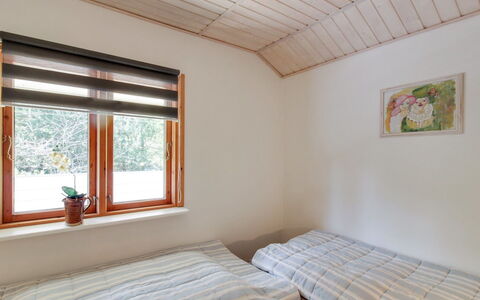 Elsamaria - 400M from the Sea: Interior Design, Legna, Letto, Camera Da Letto, Pavimento, Pavimentazione, Soffitto, Lenzuolo, Mobilia, Bedding