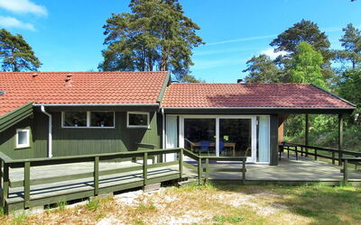 Adelbrand - 400M from the Sea