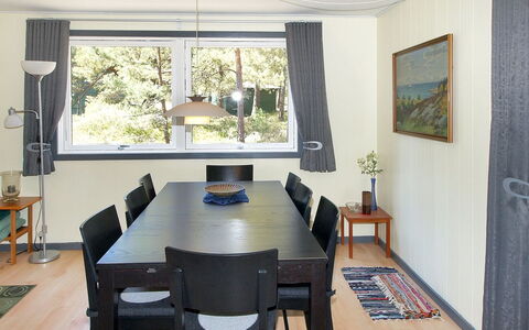Apelone - 300M from the Sea: Legna, Casa, Villetta, Casa, Tetto, Area Rurale, Raccordo, Log Cabin, Edifici Giardino, Latifoglie