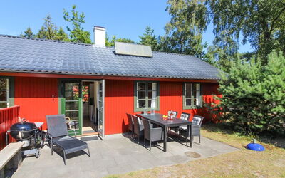 Oisin - 150M from the Sea