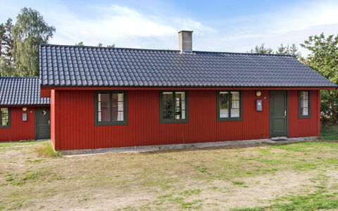 Loke - 300M from the Sea: Legna, Casa, Villetta, Casa, Tetto, Area Rurale, Raccordo, Log Cabin, Edifici Giardino, Latifoglie