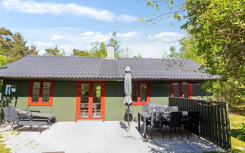 Franzine - 200M from the Sea