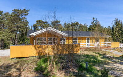 Arndis - 600M from the Sea