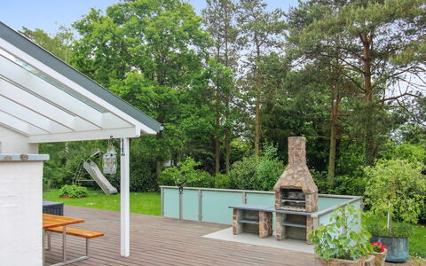 Antigona - 250M from the Sea: Legna, Casa, Villetta, Casa, Tetto, Area Rurale, Raccordo, Log Cabin, Edifici Giardino, Latifoglie
