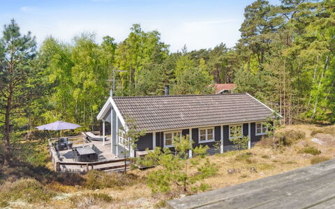 Hallgerd - 800M from the Sea: Legna, Casa, Villetta, Casa, Tetto, Area Rurale, Raccordo, Log Cabin, Edifici Giardino, Latifoglie