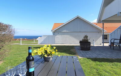 Hunter - 400M from the Sea