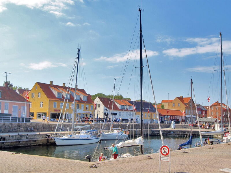 Anina - 400M from the Sea