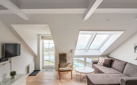 Hertha - 500M from the Sea: Legna, Casa, Villetta, Casa, Tetto, Area Rurale, Raccordo, Log Cabin, Edifici Giardino, Latifoglie