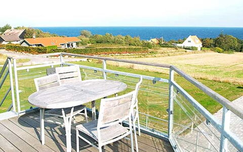 Hertha - 500M from the Sea: Legna, Casa, Villetta, Casa, Tetto, Area Rurale, Raccordo, Log Cabin, Edifici Giardino, Latifoglie