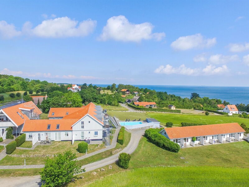 Hertha - 500M from the Sea