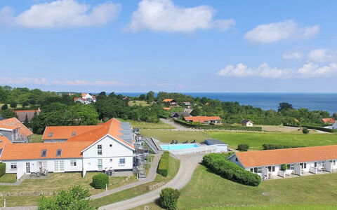 Seba - 500M from the Sea: Legna, Casa, Villetta, Casa, Tetto, Area Rurale, Raccordo, Log Cabin, Edifici Giardino, Latifoglie
