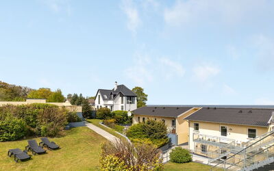 Hermann - 100M from the Sea