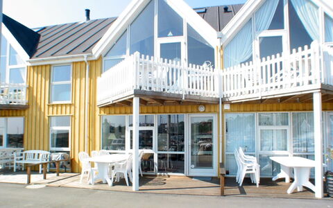 Frigg - 10M from the Sea: Legna, Casa, Villetta, Casa, Tetto, Area Rurale, Raccordo, Log Cabin, Edifici Giardino, Latifoglie