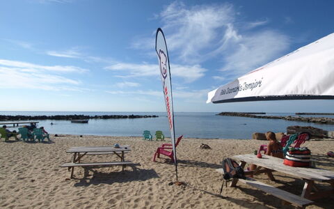 Sakarias - 800M from the Sea: Zona Residenziale, Tetto, Sobborgo, Driveway, Estate, Camino