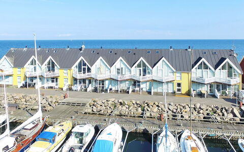 Fridhild - 10M from the Sea: Legna, Casa, Villetta, Casa, Tetto, Area Rurale, Raccordo, Log Cabin, Edifici Giardino, Latifoglie