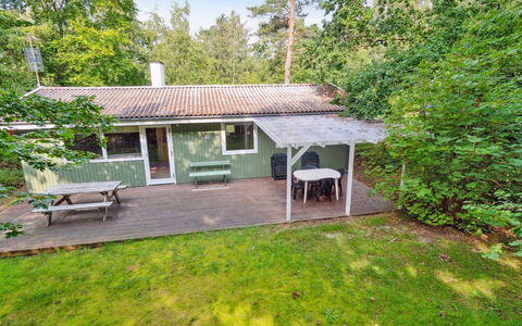 Joske - 250M from the Sea