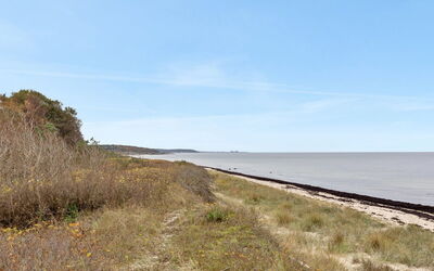 Ellin - 800M from the Sea