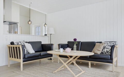 Colette - 700M from the Sea: Tetto, Casa, Zona Residenziale, Casa, Estate, Villetta, Design