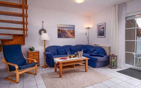 Siegerland: Mobilia, Tavolo, Cornice, Costruzione, Divano, Legna, Pianta Della Casa, Comfort, Interior Design, Casa